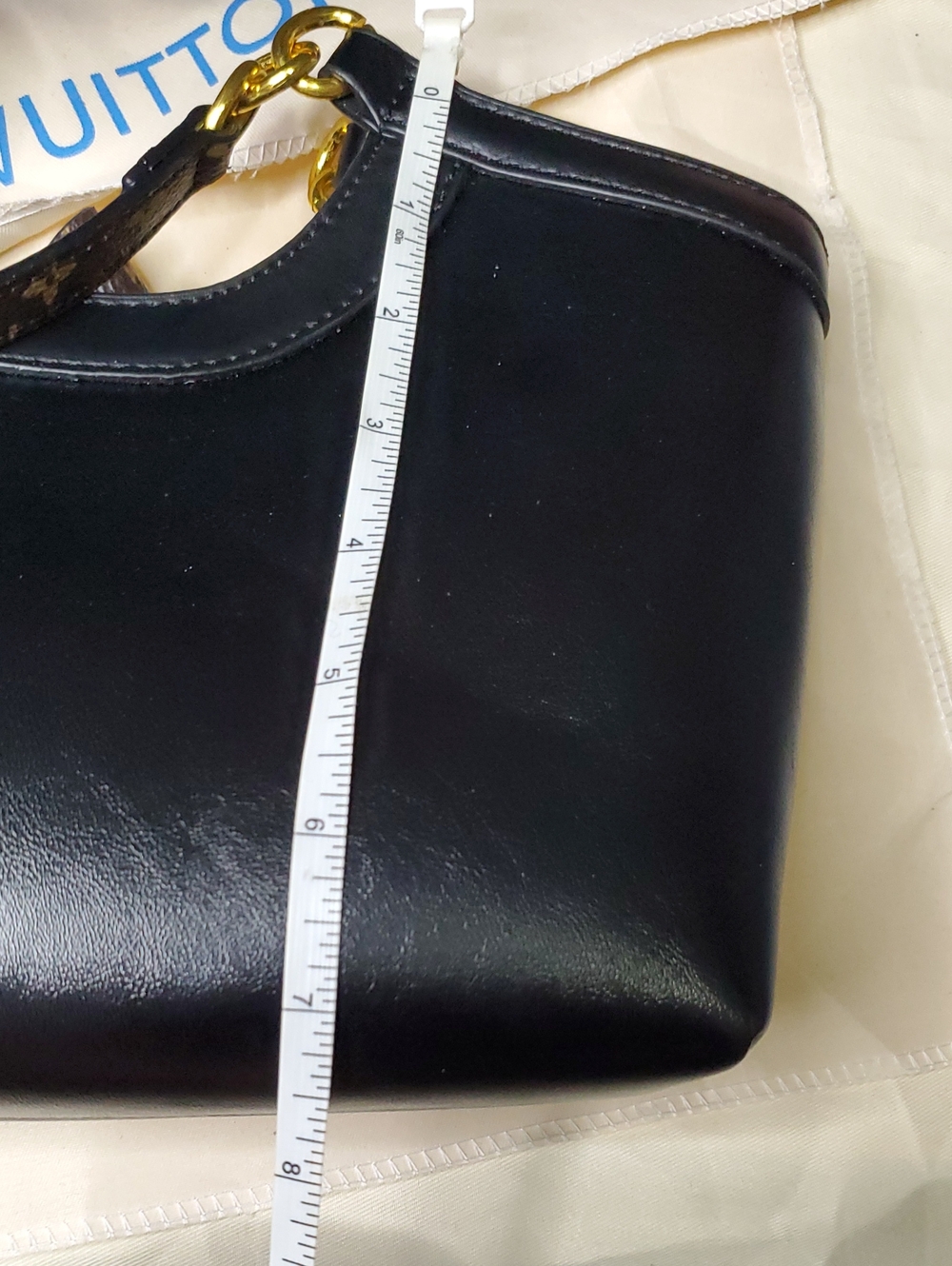 Black Lv Shoulder Bag with Brown Monogram Bow and Gold Hardware - Picture 13 of 14
